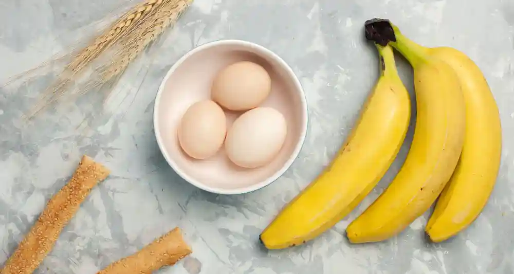 Is It Dangerous To Eat Bananas And Eggs Together?